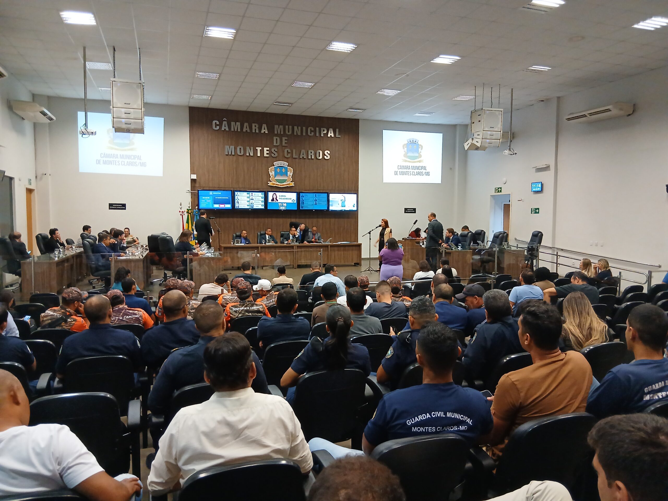 Infraestrutura lidera pauta com 16 requerimentos aprovados